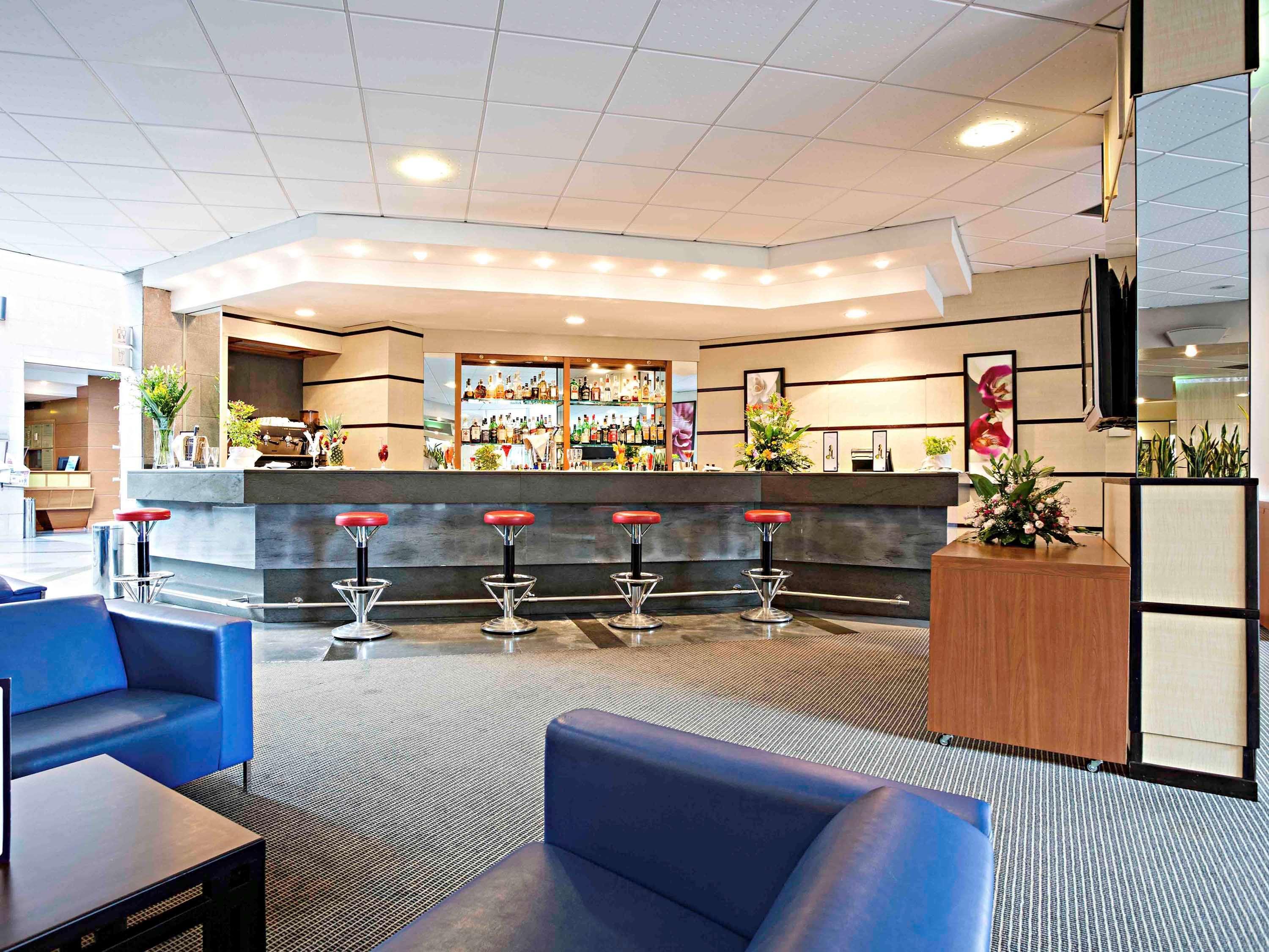 Novotel Caserta Sud Экстерьер фото