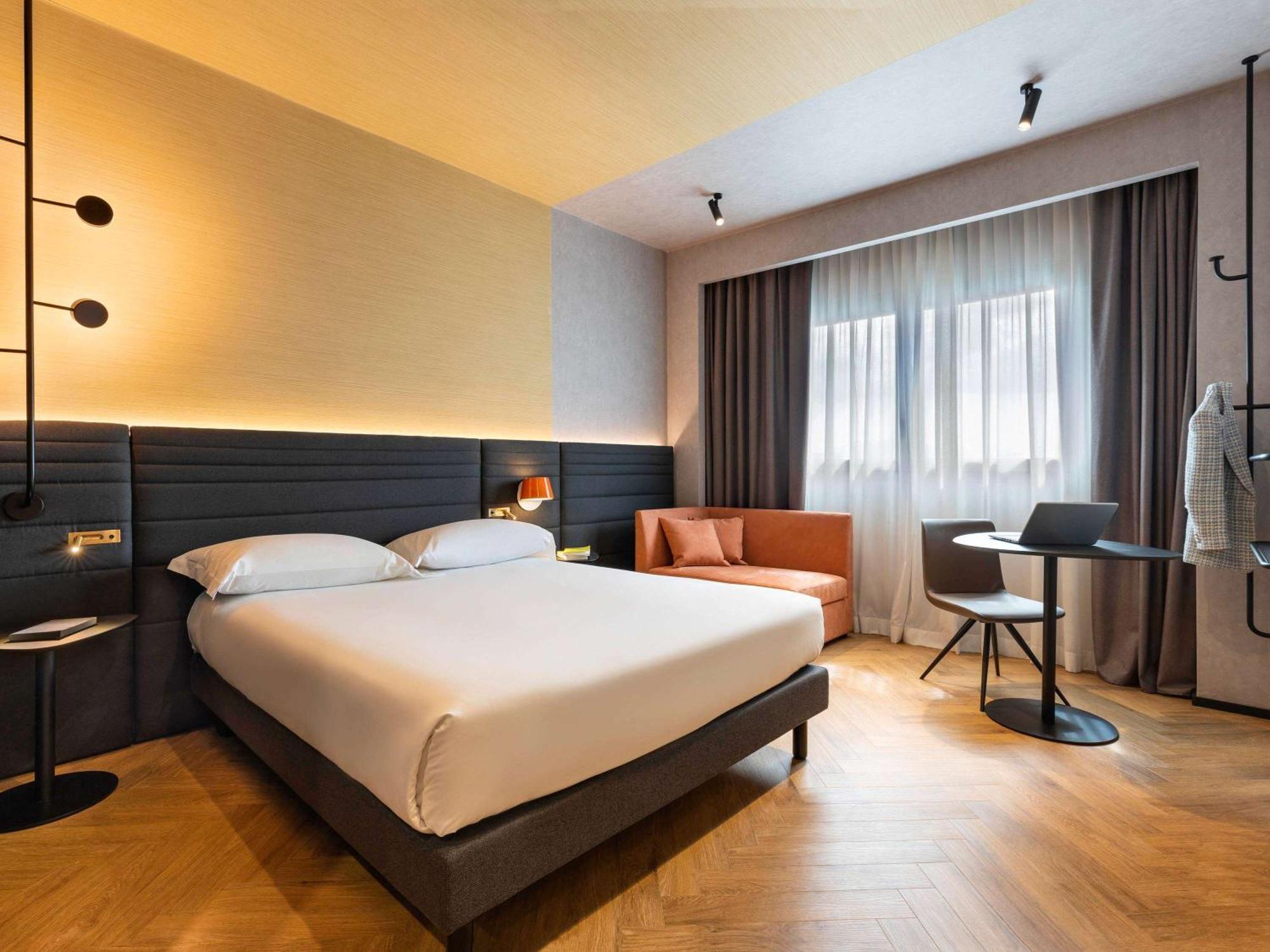 Novotel Caserta Sud Экстерьер фото