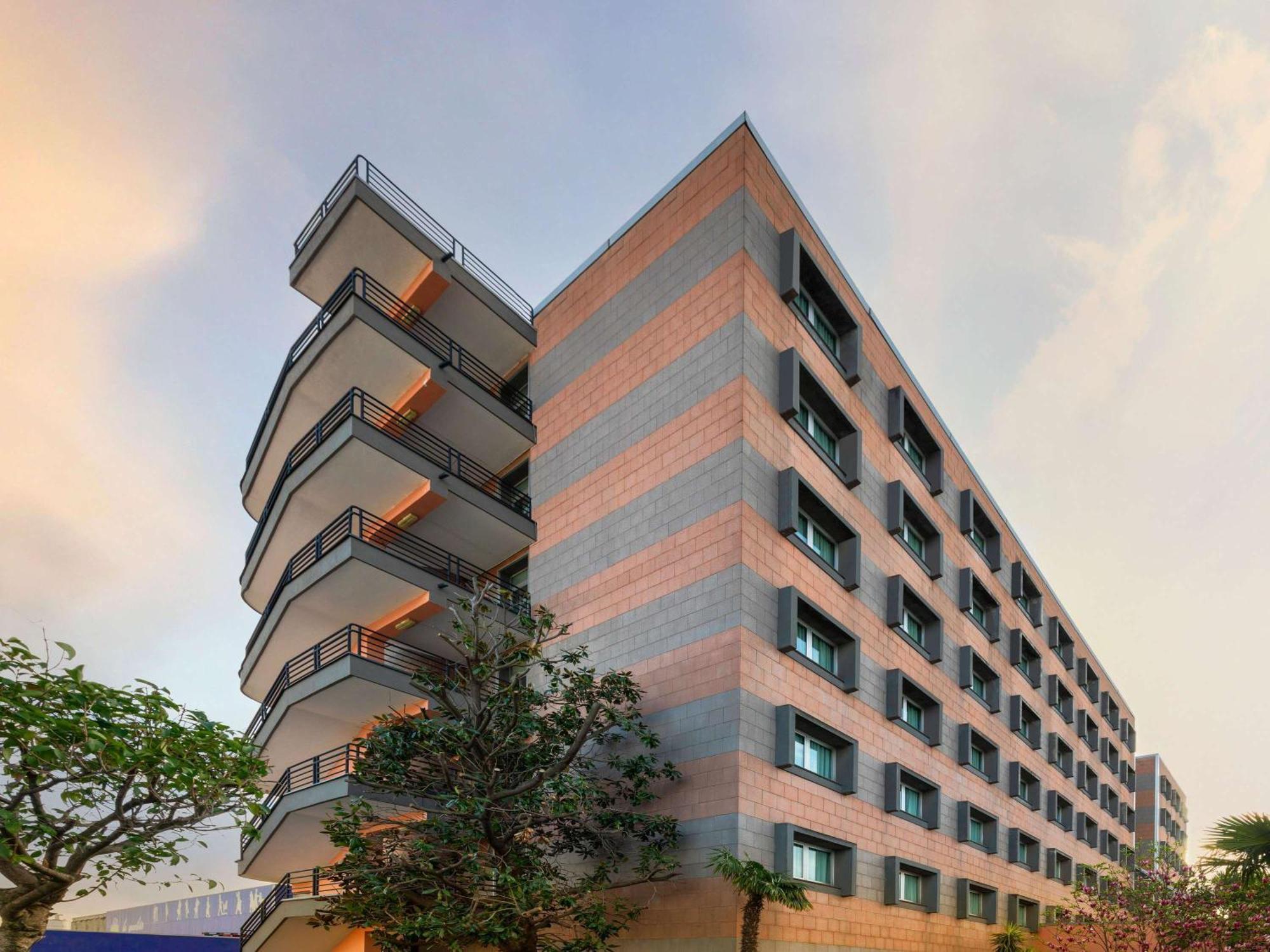 Novotel Caserta Sud Экстерьер фото