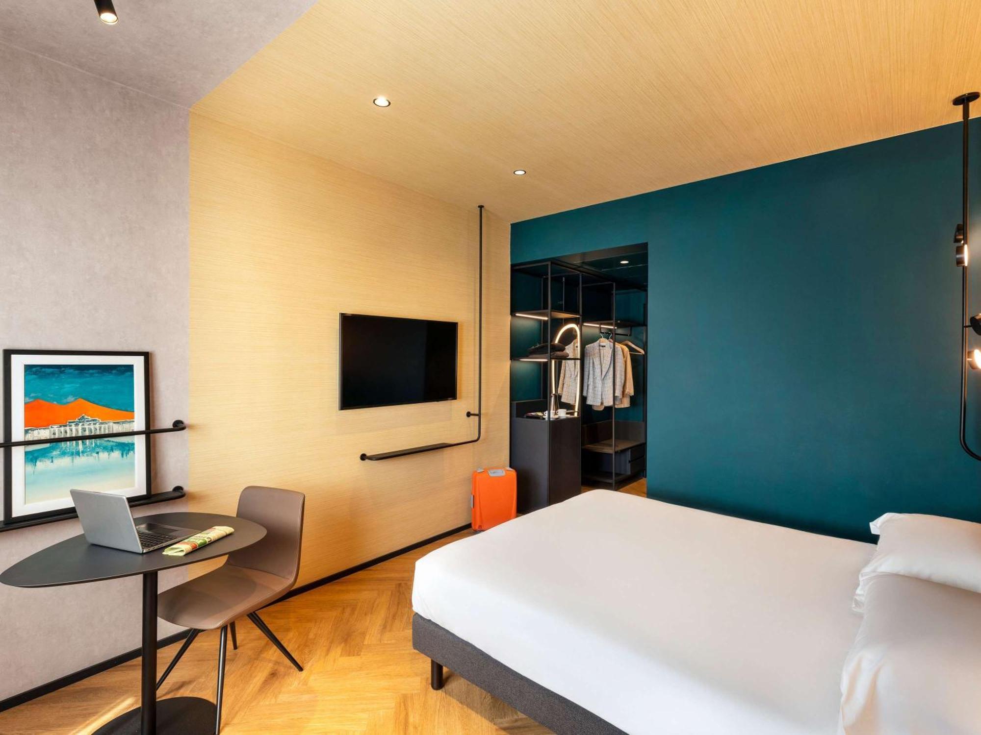 Novotel Caserta Sud Экстерьер фото