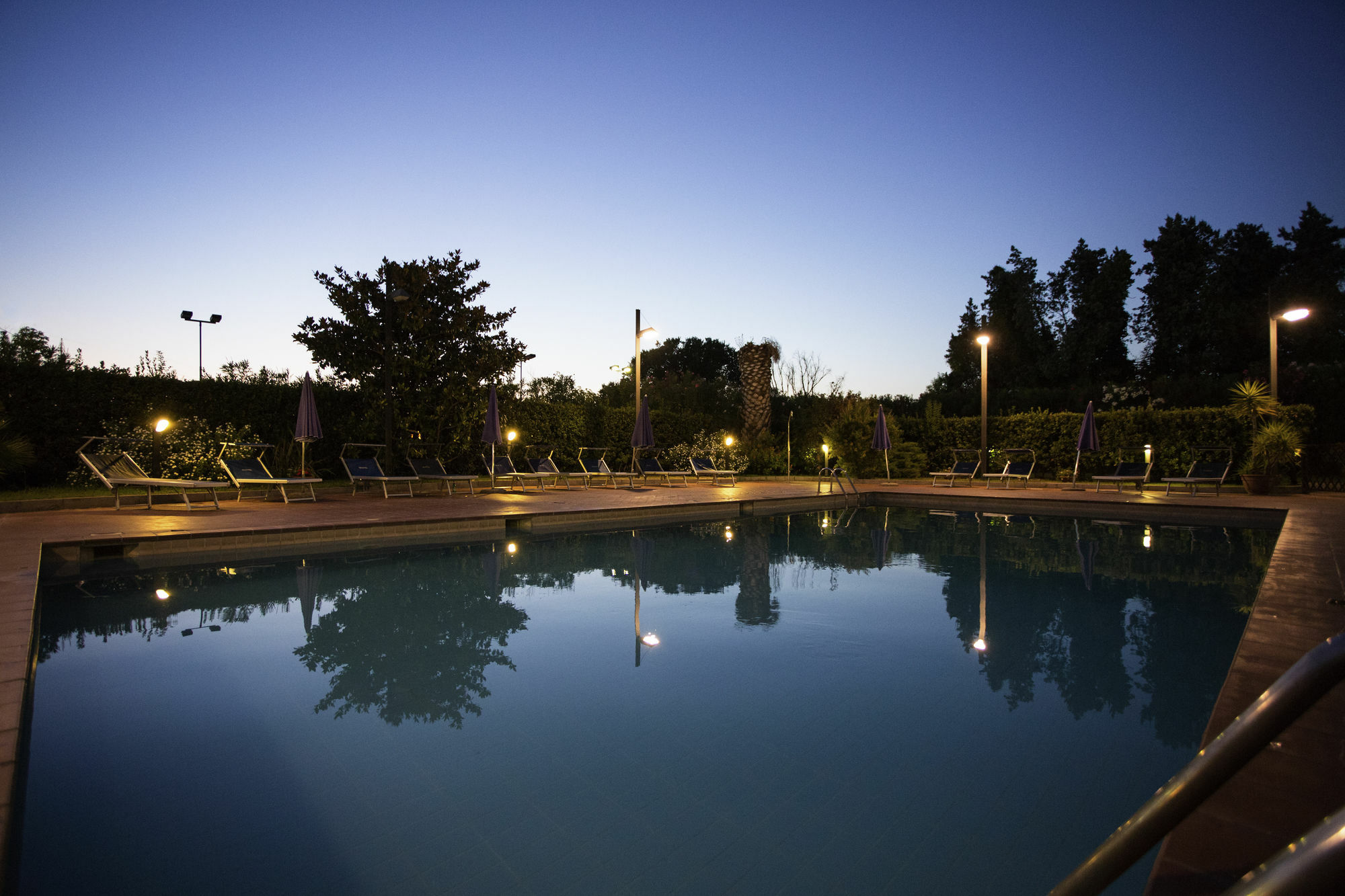 Novotel Caserta Sud Экстерьер фото